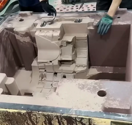 what are green sand castings